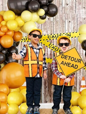 Construction DIY Balloon Arch