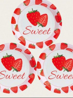 Strawberry Sweet Large Paper Plates 6 Piece